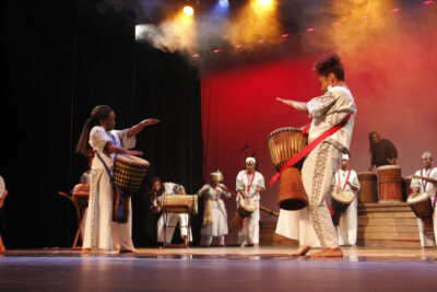 Giwayen Mata – Women's West African Drum & Dance
